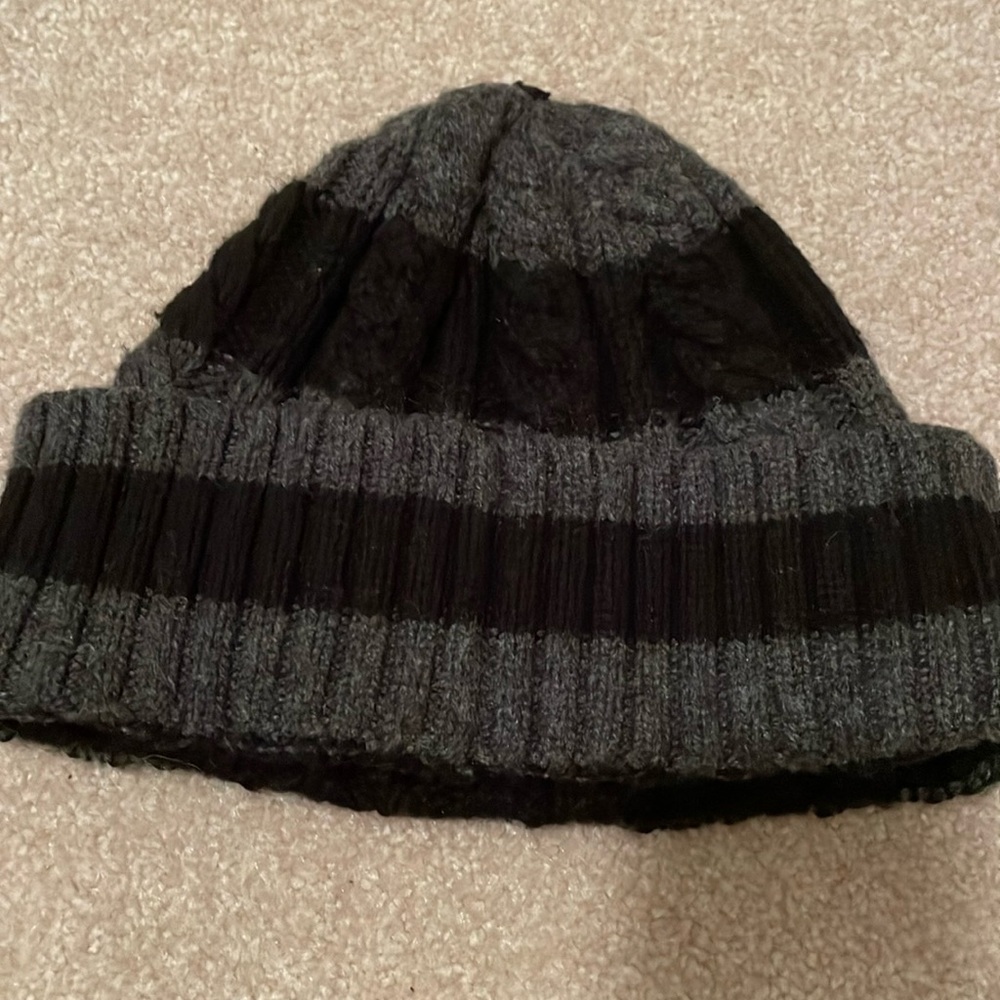 GAP CABLE HAT